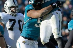 Garrard anota tres TD; Jaguares remonta y vence 38-31 a Raiders