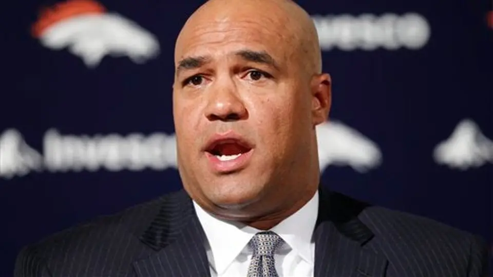 Studesville es presentado como coach interino de Broncos