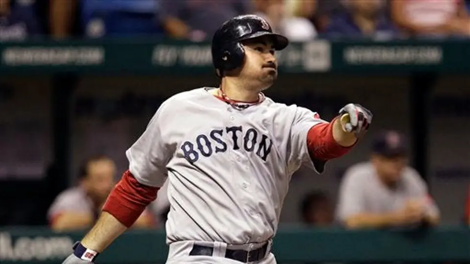 Adrián González llega a los 1000 hits de por vida