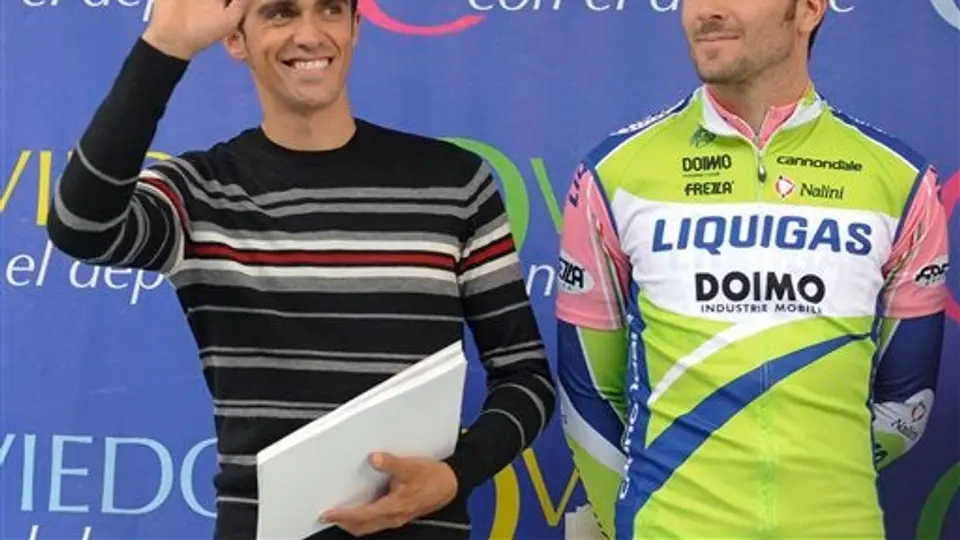Alberto Contador prepara su defensa en caso de dopaje