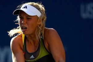 Wozniacki, número uno del mundo, quedó eliminada en Toronto