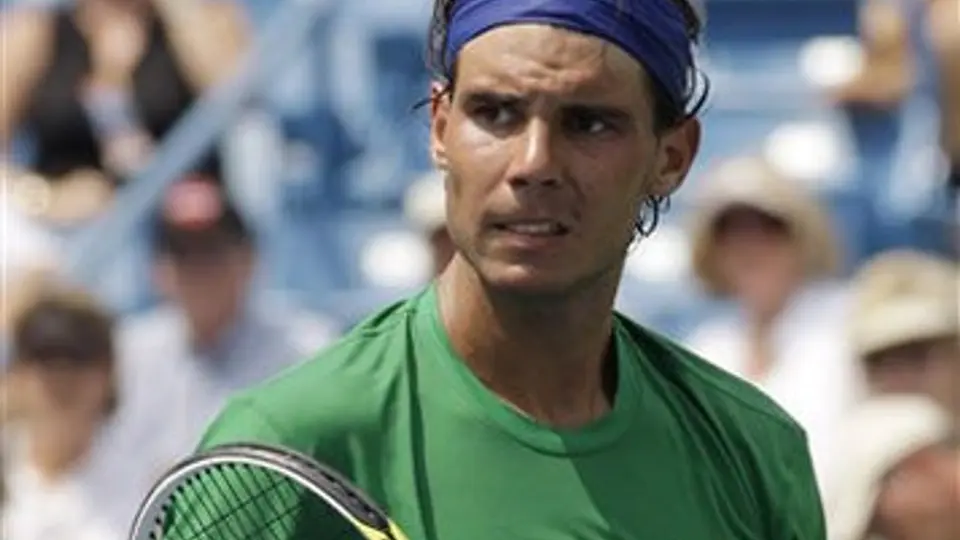 Nadal se impone a Verdasco en juego plagado de errores