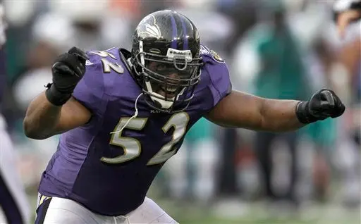 Baltimore da cátedra defensiva para doblegar 26-10 a Delfines