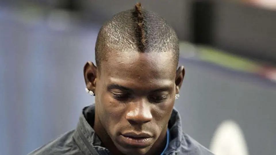 Balotelli muestra sus sentimientos al City