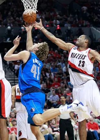 Portland empata a Dallas en Playoffs