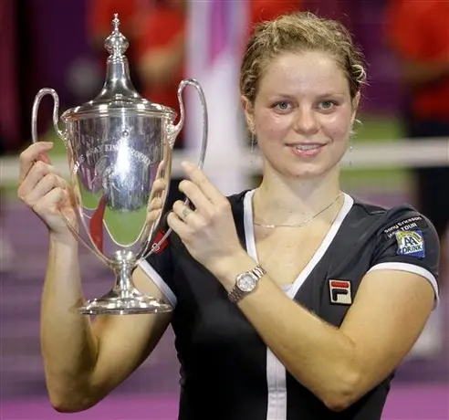 Clijsters se impone a Wozniacki y gana el Campeonato de la WTA