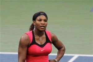 Multan a Serena Williams por "abuso verbal"