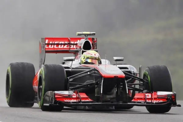 Checo largará 9 y Gutiérrez 14 en Sepang