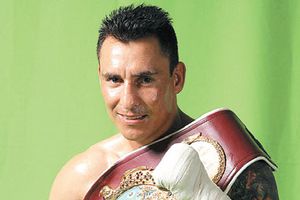 Cázares tendría que dejar título AMB por falta de rivales