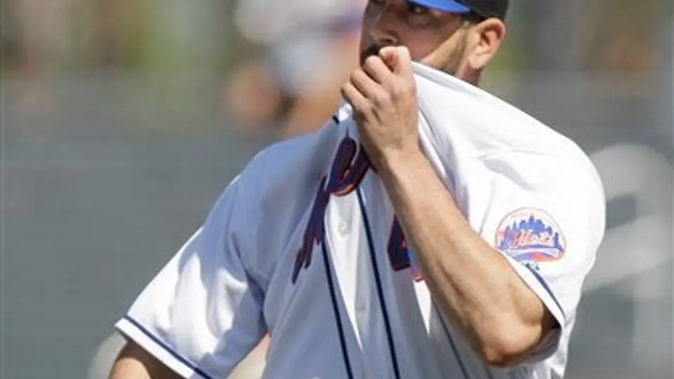 Óliver Pérez, triste por salir de Mets y por su baja de juego