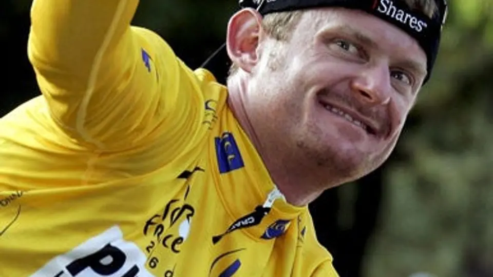 Landis señala como vendedor de droga a ex entrenador de Contador