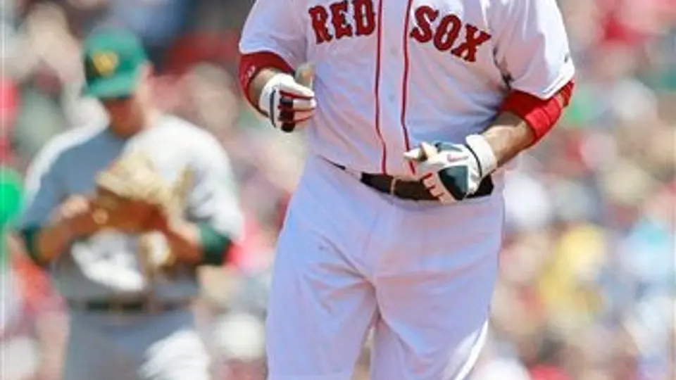 Boston gana 9-8 a Oakland con gran actuación de Aceves