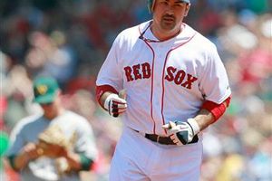 Boston gana 9-8 a Oakland con gran actuación de Aceves