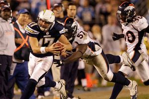 Rivers destroza a Denver, San Diego 35-14 Broncos