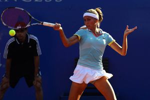 Dulko y Mónaco clasifican a segunda ronda con autoridad