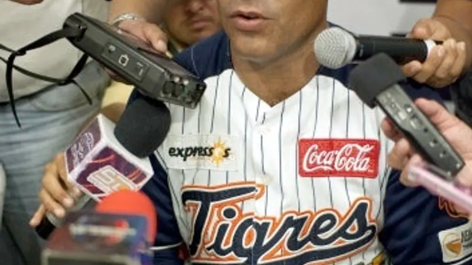 Matías Carrillo es nombrado Manager del Año 2011