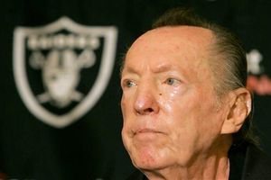 Muere el dueño de Raiders, Al Davis