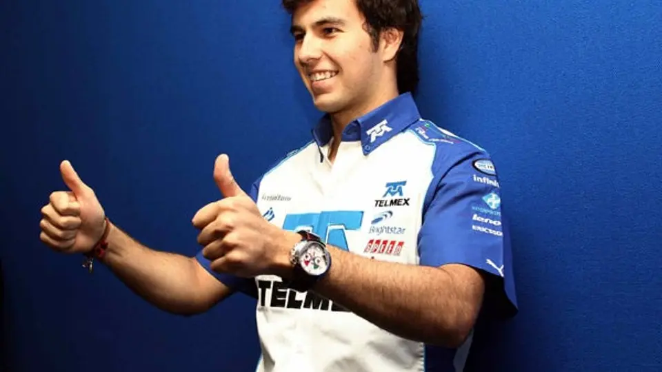 Checo Pérez termina doceavo en la segunda prueba de F1