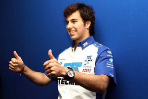 Checo Pérez termina doceavo en la segunda prueba de F1