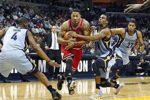 Rose logra triple-doble; Chicago vence 96-84 a Grizzlies