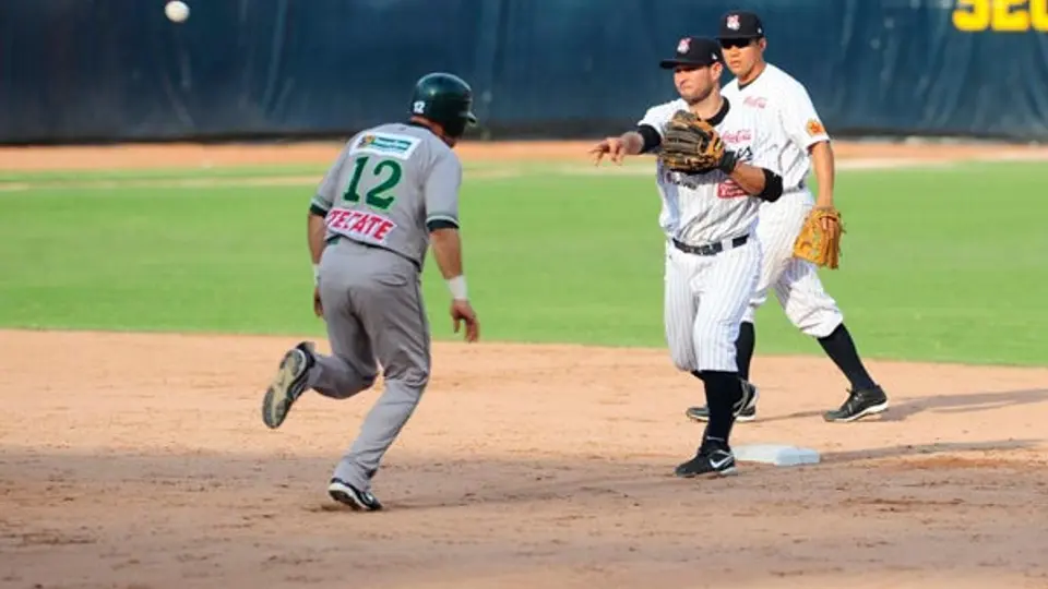 Por segunda ocasión, Sultanes vuelve a perder ante Broncos