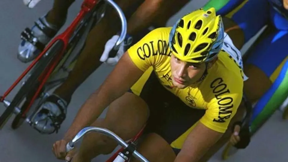 El ciclista colombiano regresó a entrenar con raspones despúes del accidente