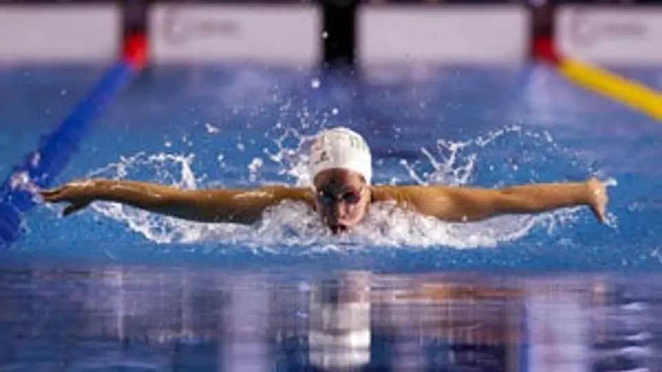 Rita Medrano encabeza finalistas mexicanos en natación