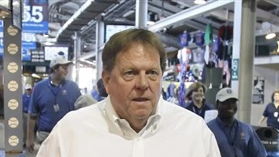 Cachorros despiden a Jim Hendry