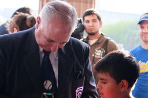 Ligas Pequeñas se toman la foto oficial con el Gobernador de Nuevo Léon