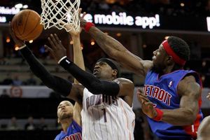 Silas gana en debut; Bobcats vence 105-100 a Detroit