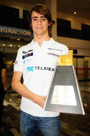 Esteban Gutiérrez regresa satisfecho de la temporada en la GP2