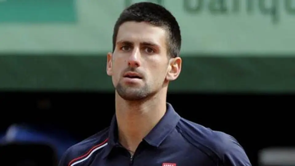 Para Djokovic, Armstrong es una vergüenza para el deporte