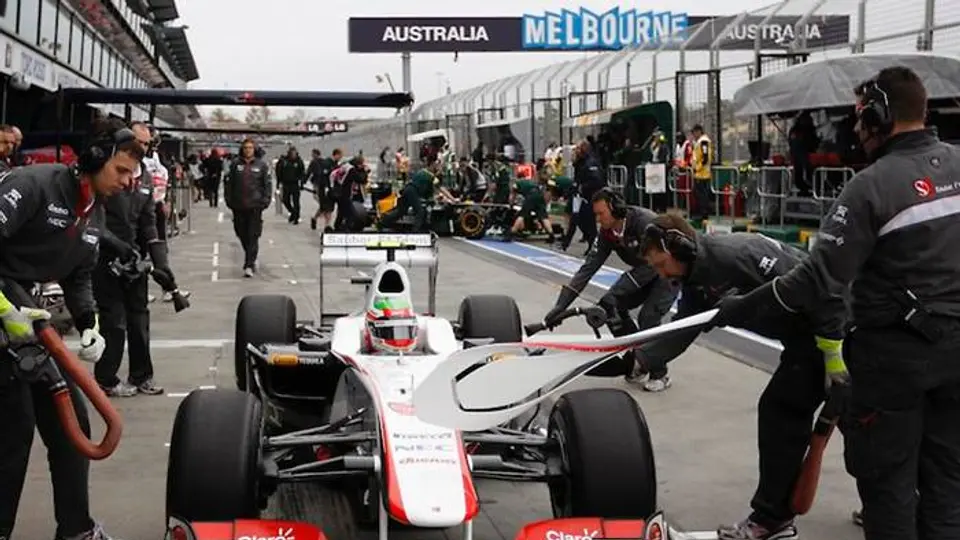 Checo responde a veto de Azteca
