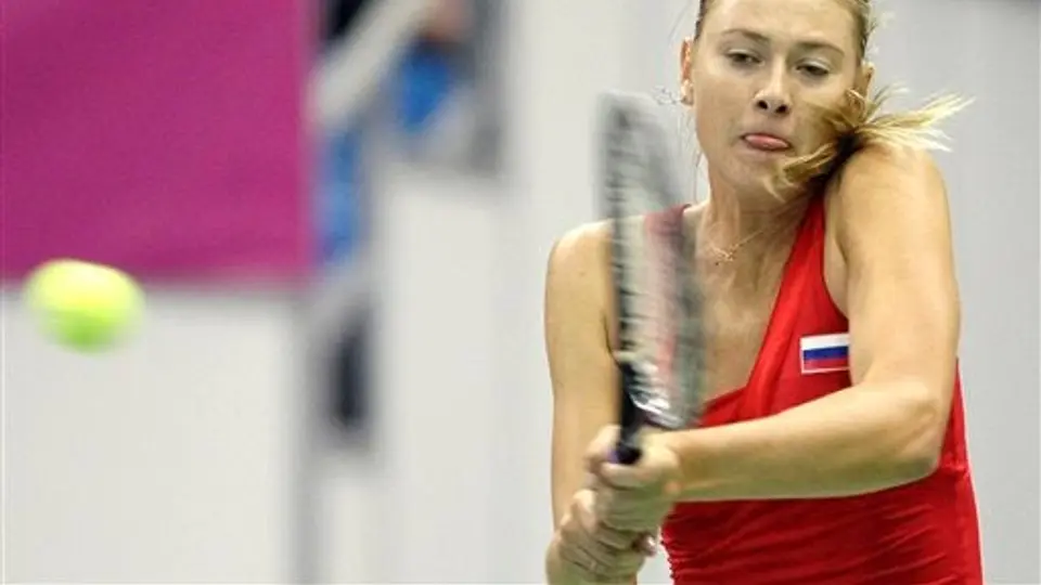 Sharapova se retira del Abierto de París