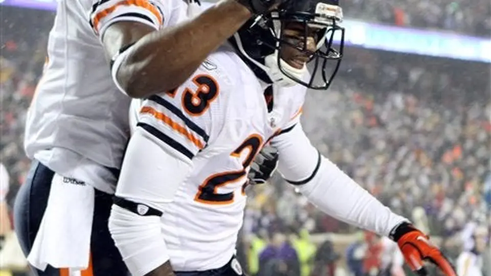 Chicago apalea 40-14 a Vikingos y gana su División