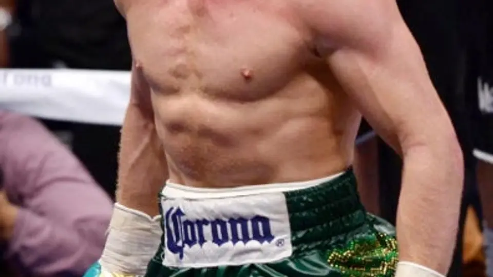 El Canelo logra alto rating en pelea con Rhodes