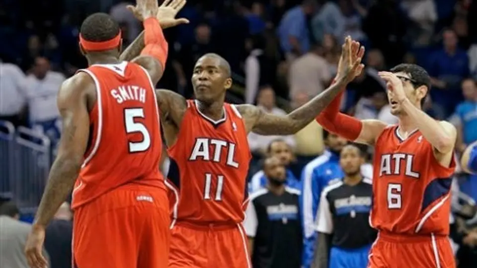 Atlanta gana 88-85 al Magic y se pone 3-1 en la serie