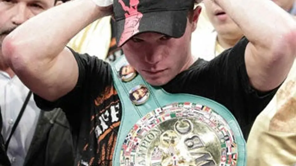 Pedirán inhabilitar al Canelo