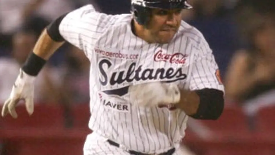 Sultanes apalean 12-6 a los Vaqueros Lagunilla
