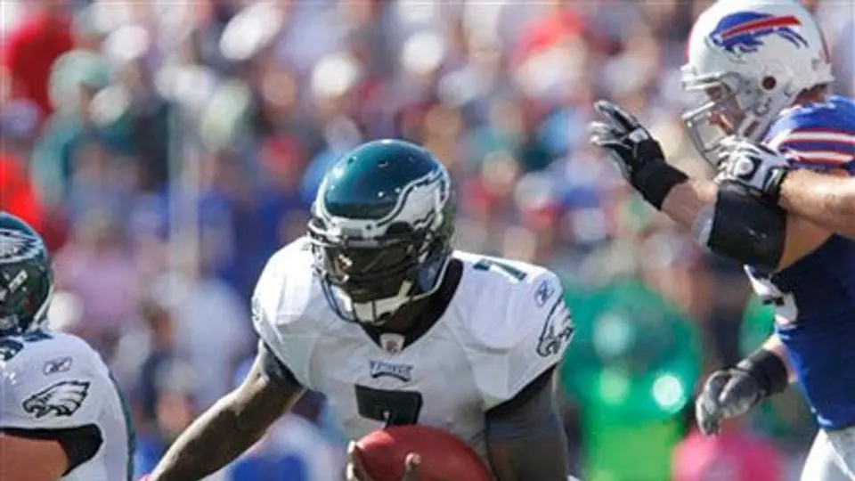 Vick impone récord de yardas corridas para un quarterback