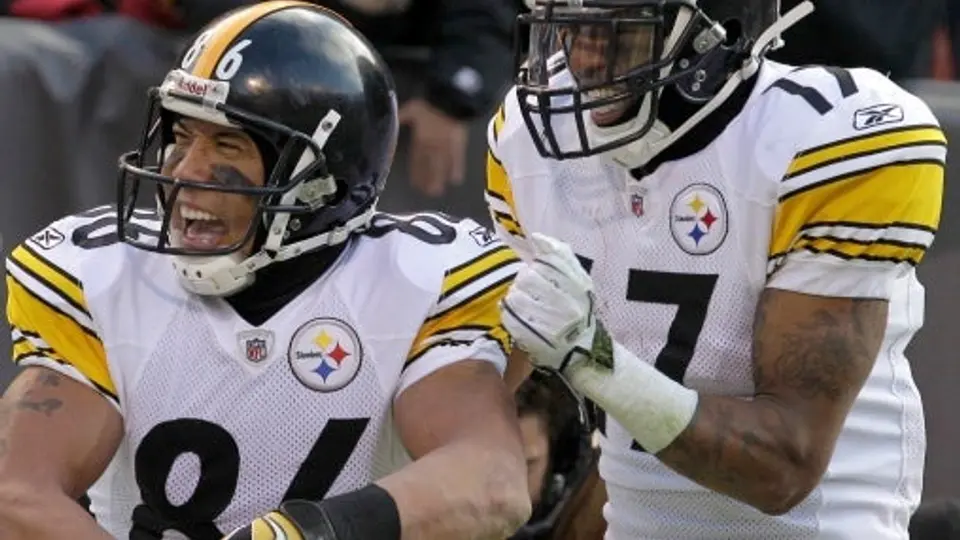 Pittsburgh no pierde ante rivales divisionales en Playoffs