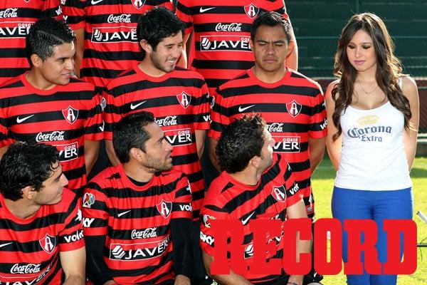 Los jugadores no podían estar atentos a la cámara | SAÚL MOLINA