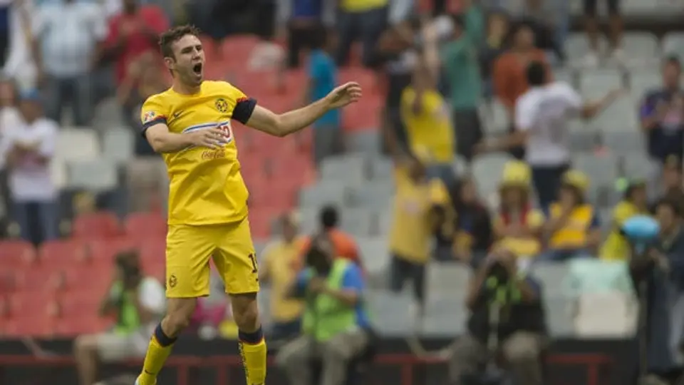 Layún, feliz por el respaldo de la afición