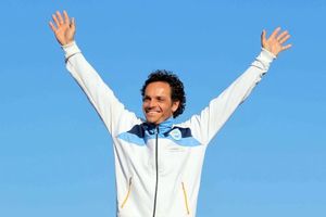 Andrés Julio se baña en oro en Esquí Acuático varonil