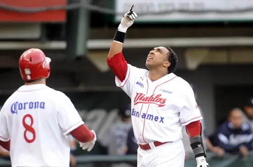 Diablos vuelve a doblegar a Sultanes