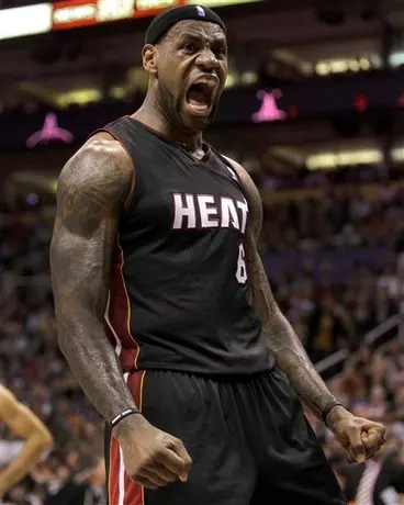 Lakers vs. Heat, intenso choque en Navidad