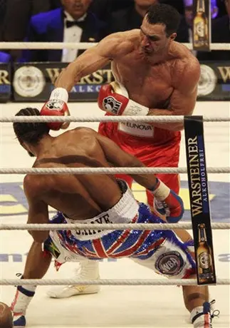 Vladimir Klitschko obtiene el título de los completos de la AMB