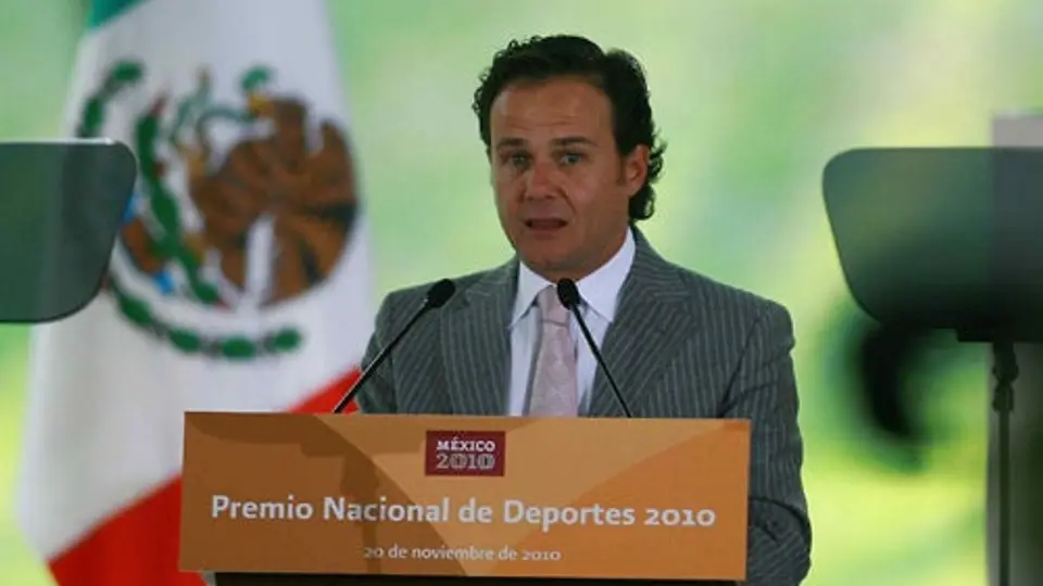 Bernardo de la Garza no entregó el gasto desglosado de 2010