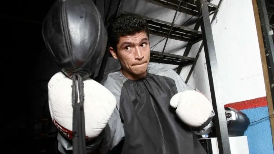 Se enferma Jorge Solís y cancela pelea contra Uchiyama