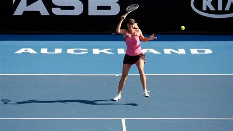 Sharapova es eliminada del torneo de Auckland